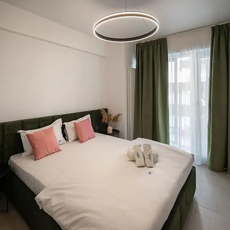 Beatrice In Odyssey Pool & Spa-parking Mamaia