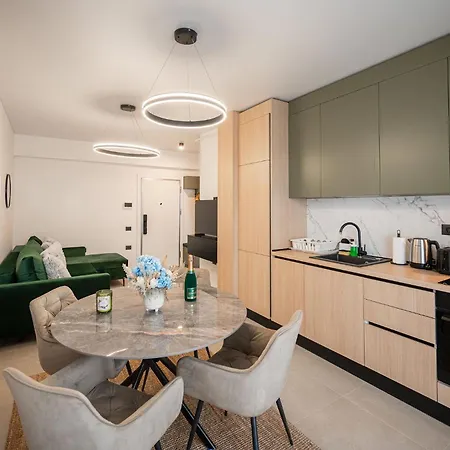 Beatrice In Odyssey Pool & Spa-parking Appartamento Mamaia