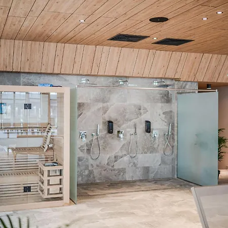 Appartement Beatrice In Odyssey Pool & Spa-parking