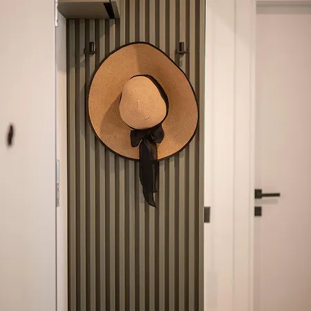 Beatrice In Odyssey Pool & Spa-parking *